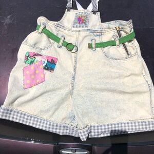 Vintage 90’s Denim Shortalls Shorts Bib Overalls with original cute patches